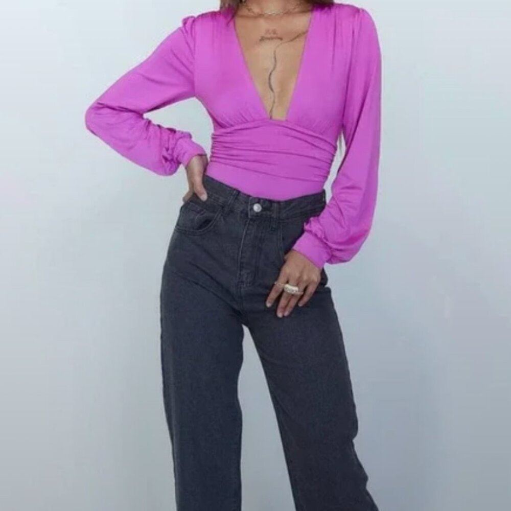 Princess Polly - Deep V-neck Long Sleeve Bodysuit
